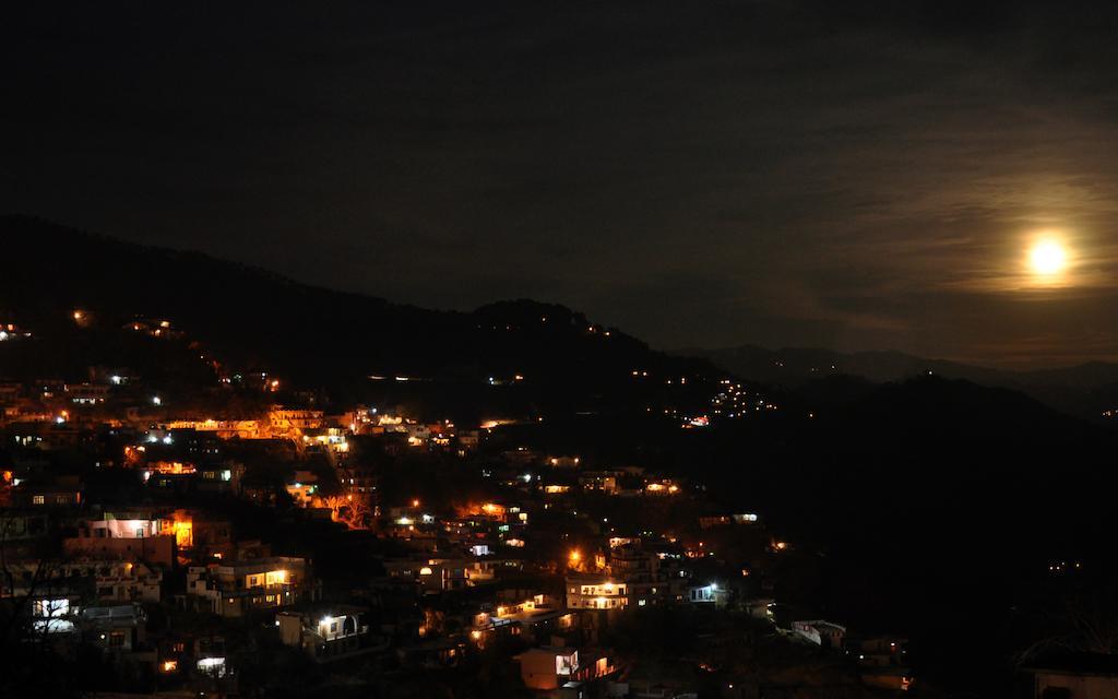 Hotel Sunita Almora Dış mekan fotoğraf